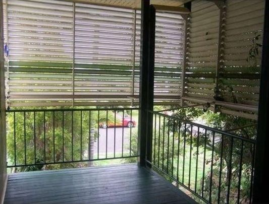 &ast;&ast; 3-Bedroom High Set Home in Moranbah 4744 QLD - Good Size for Family Living&excl;&ast;&ast; - Photo 1