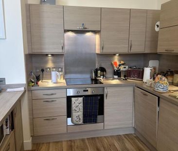 2 bedroom flat to rent - Photo 3