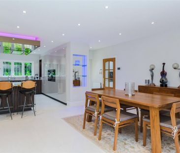 6 bedroom detached house to rent - Photo 4