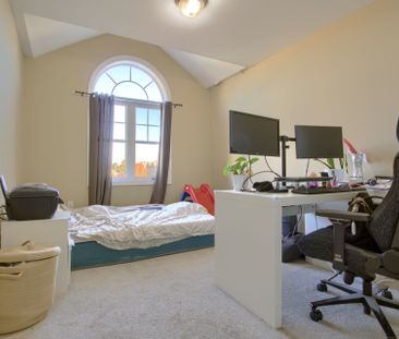 For Lease - 2092 Madrid Avenue, Barrhaven, Ontario - Photo 5