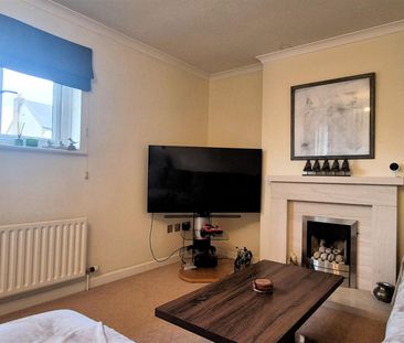 Banister Park, So15 - Photo 4