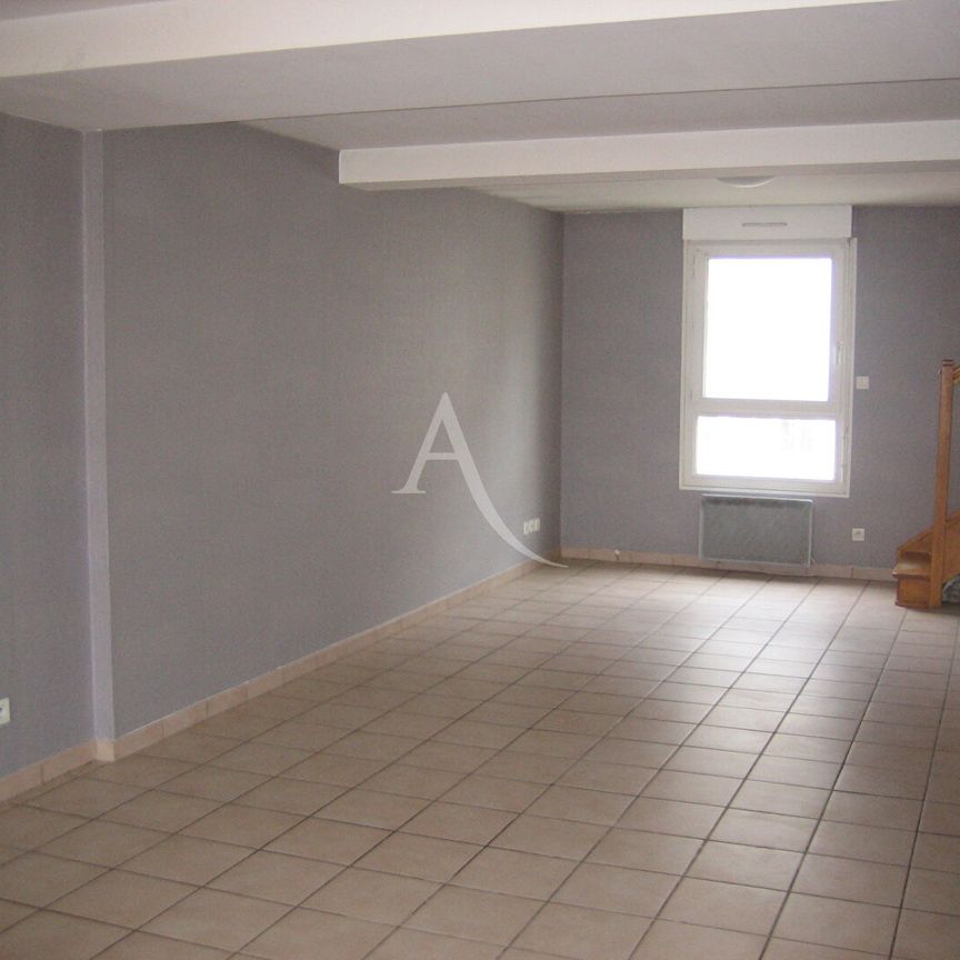 Location Appartement 4 pièces 79m² - Photo 1