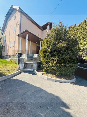 Casa individuala 450 mp, teren 1500 mp, 10 locuri parcare... - Fotografie 2