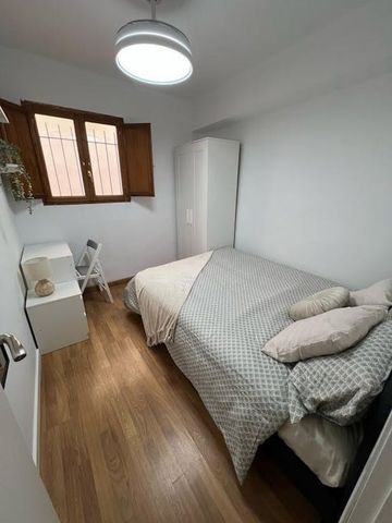 Carrer de la Mare de Déu de Montiel, Paterna, Valencian Community 46980 - Photo 5