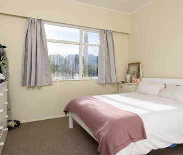 Newtown 3 Bedrooms - Photo 1