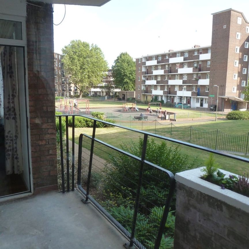 3 Bed Flat, Patmore, SW8 - Photo 1