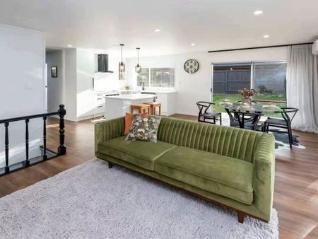 New Renovation unit! - Photo 2