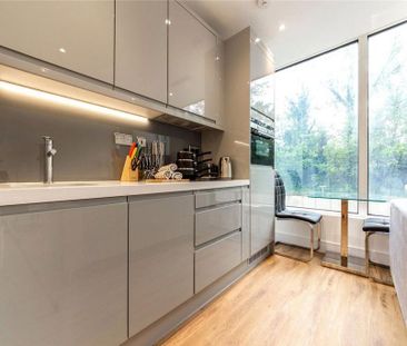 Studio to rent - Photo 5