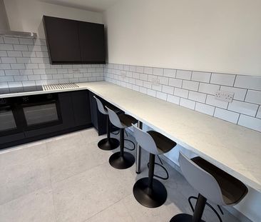 Room in a Shared Flat, Barrique Road, NG7 - Photo 5