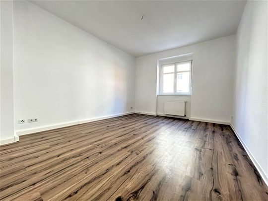 Großzügig geschnittene 2-Zimmer-Wohnung im Erdgeschoss - Foto 1