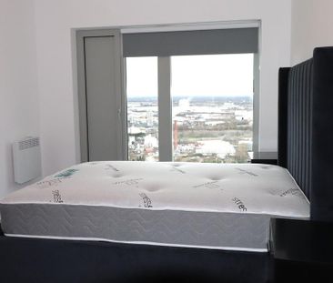 3 bedroom apartment to rent - Photo 6