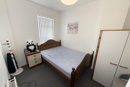 236 Donegall Road, Belfast BT12 5NE - Photo 5