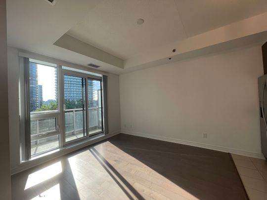 LESLIE BOUTIQUE CONDOS: Sheppard & Leslie (2756 Old Leslie St) AD#100701 - Photo 1