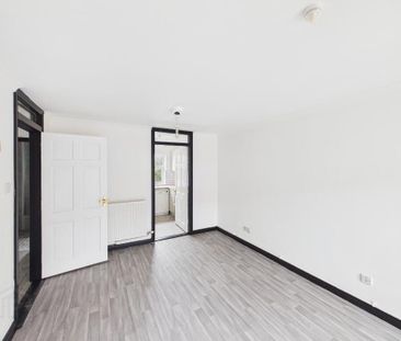 10 Ashburne Place, Belfast, BT7 1SE - Photo 3