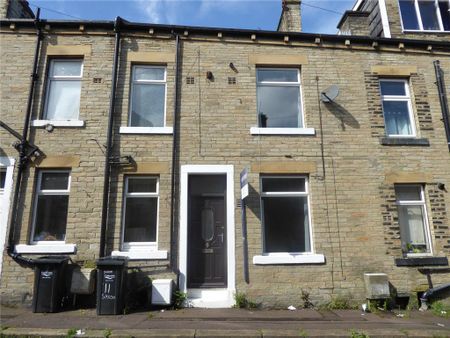 2 bedroom terraced house to rent - Photo 4