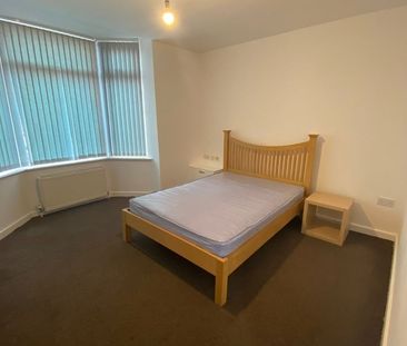 6 Bed Semi-Detached House, Acomb Street, M14 - Photo 5