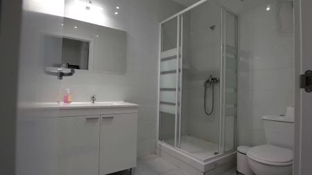 Calle de San Bernardo, Madrid, Community of Madrid 28015 - Photo 5