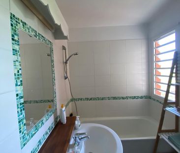 Location Appartement 3 pièces 64m² BAIE MAHAULT 97122 - Photo 5