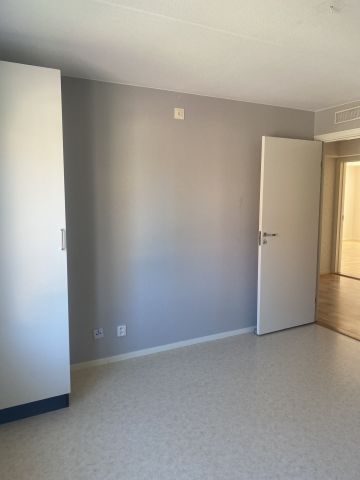 Herrhagsvägen, Nyköping - Photo 2