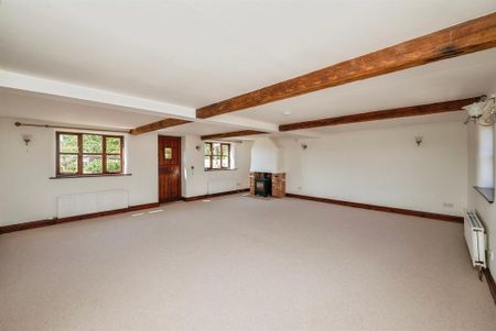 4 bedroom barn conversion to rent - Photo 2