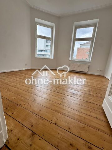 Wunderschöne, kernsanierte, WG-geeignete 4 Zi.-Altbau-Whg. m. Einbauküche zentral in Friedrichstadt! - Photo 2