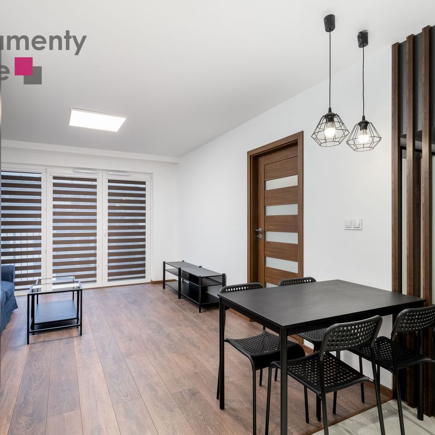 Przestronne, klimatyzowane mieszkanie z osobną sypialnią w nowoczesnej inwestycji „Parki Krakowa” przy ul. Adama Vetulaniego 5C - Photo 1