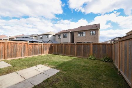 For Lease - 16 Kelso Drive, Haldimand, Ontario - Photo 2