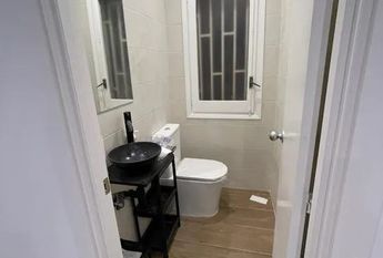 Plaça de Pep Ventura, Badalona, Catalonia 08912