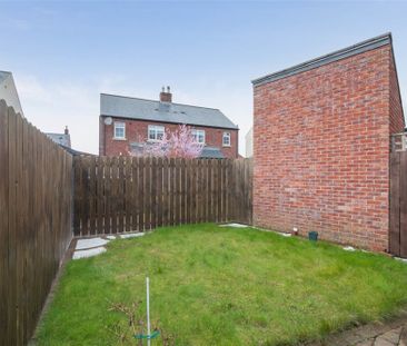 Breton Gardens, LISBURN, BT28 3YZ - Photo 4
