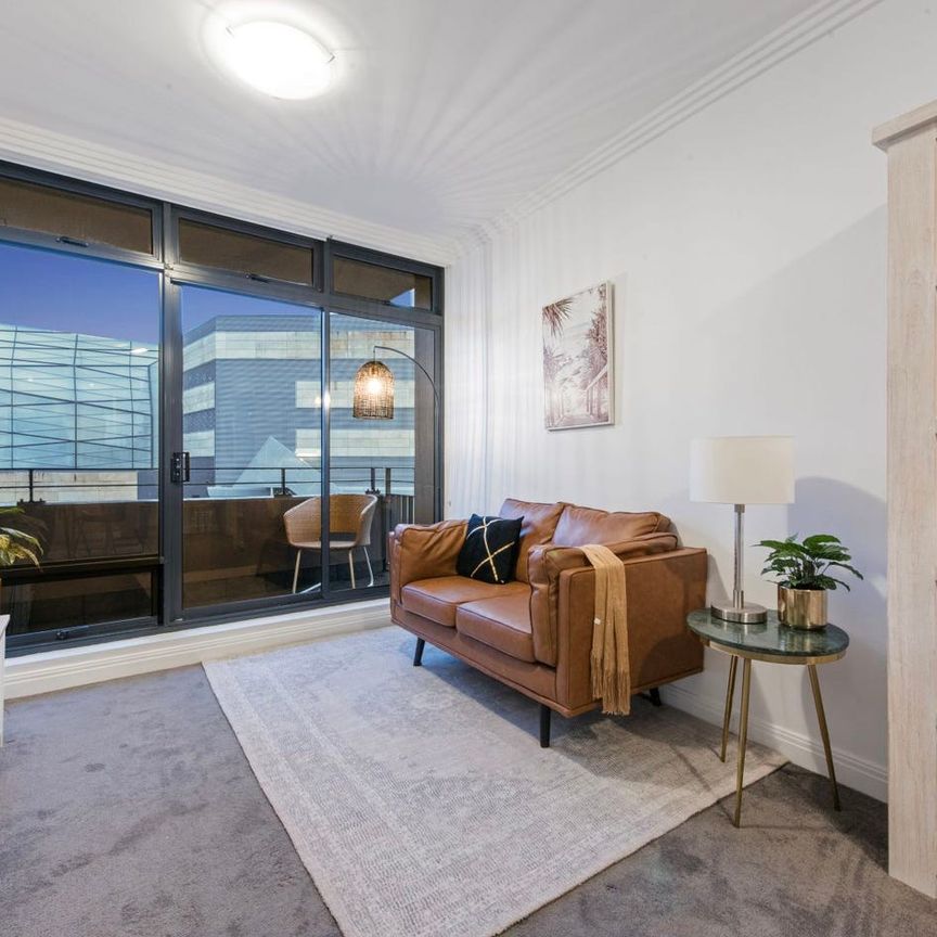 Stunning one bedroom - Photo 1