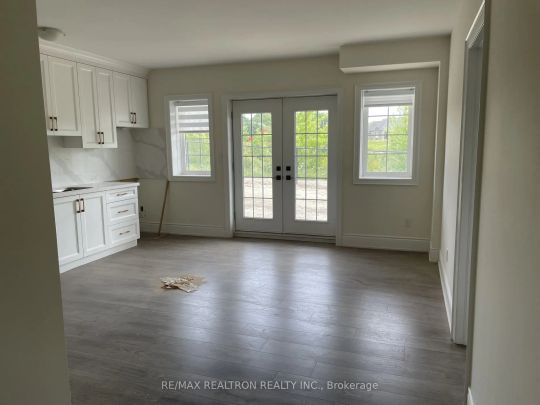 Detached Home For Lease | N9258841 - Photo 1