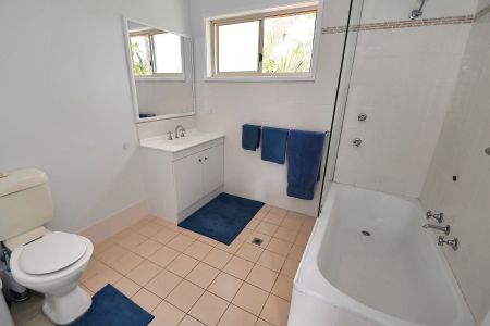 Cozy & Comfortable Townhouse - Photo 3