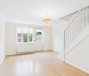 2 bedroom terraced house to rent - Photo 3