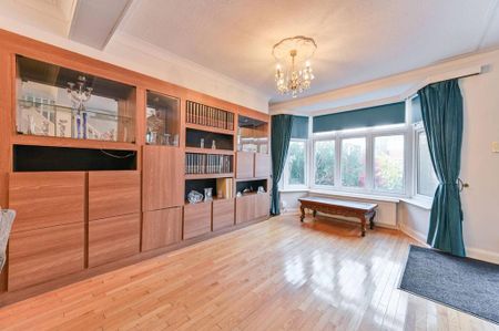 5 bedroom semi-detached house to rent - Photo 2