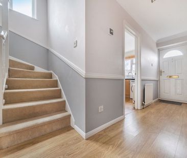 Pegasus Close, Haslemere, Surrey, GU27 - Photo 3