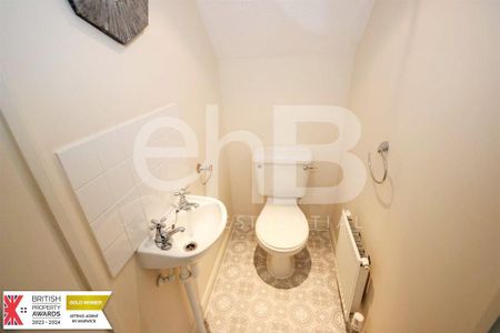 2 bedroom end of terrace house to rent - Photo 4