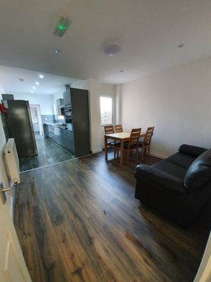 33 TEIGNMOUTH ROAD - Photo 1