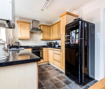 Helm Close, GOSPORT - Photo 6