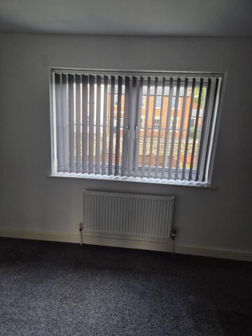 3 bedroom townhouse to rent - Photo 3