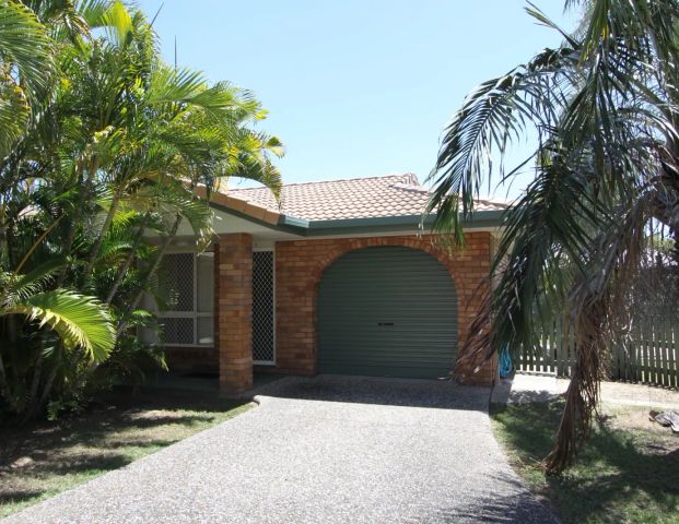 Close to Everything - Photo 1