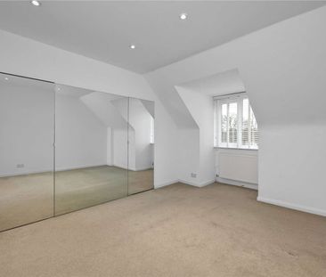 A beautifully presented four bedroom terraced home offering generou... - Photo 4