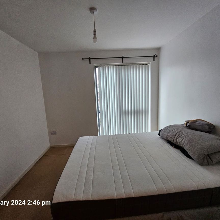 2 Bed Flat, Ordsall Lane, M5 - Photo 1