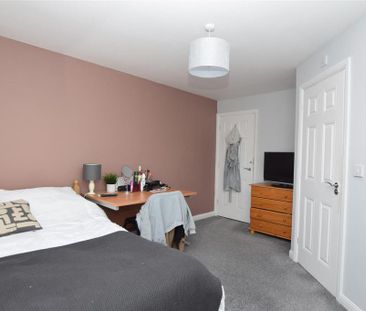 4 bedroom house to rent - Photo 3