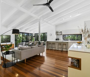Tranquil Bushland Retreat In Quiet Location - 5 Bedrooms & Pool - F... - Photo 3