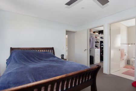 Townhouse in a great location for rent in Tea Gardens - Photo 5