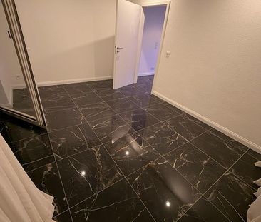 Schöne 3 Zimmer Wohnung mit Einbauküche Fußbodenheizung - Foto 1