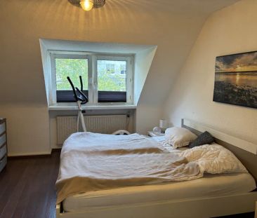 Düsseldorf-Eller: Großzügige 2-Zimmer-Dachgeschoss-Wohnung! - Photo 3