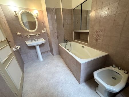 Location Appartement 4 pièces 100m² TULLE 19000 - Photo 4