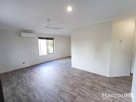 3 bedroom Home nestled amongst the palm trees - Photo 4