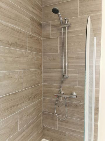 2 bedroom semi-detached house to rent - Photo 4